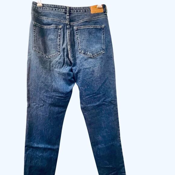 H&M Women's Straight Leg Medium Wash Jeans High Rise - Picture 3 of 4